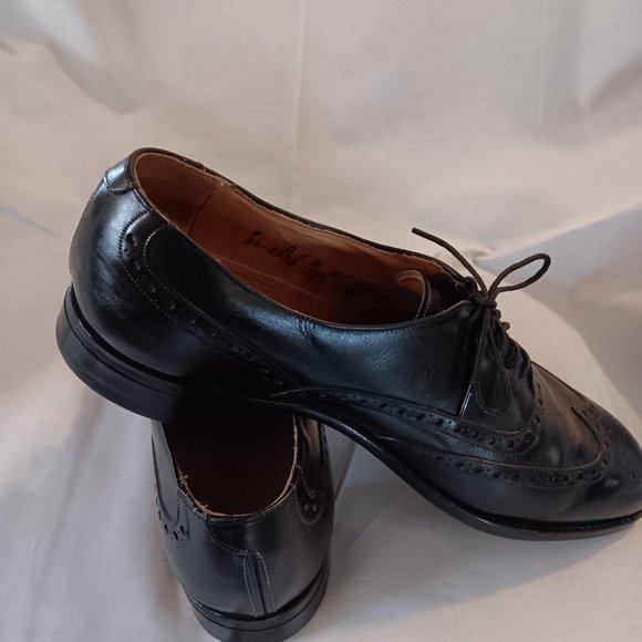 Johnston Murphy Aristocraft wingtip men\'s dress shoes size 9 D/B